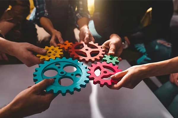 Le Design Thinking 4 Design-Thinking---Engrenages - Design Studio 45