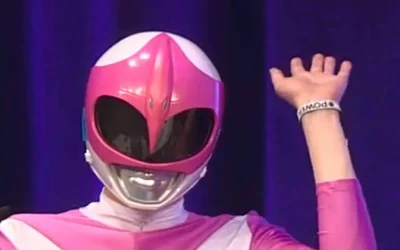 Une hackeuse Power Ranger ferme 3 sites de rencontre néo-nazis